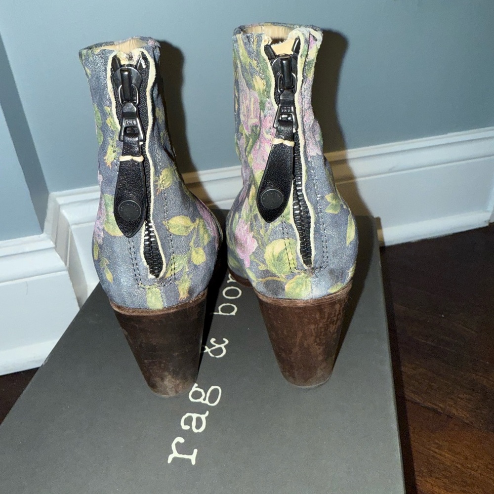 rag & bone Newbury Navy floral 8.5 EUC - Picture 5 of 8
